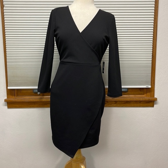 Express NWT Black 3/4 Sleeve Open Back Faux Wrap Dress Size Small - Picture 1 of 9